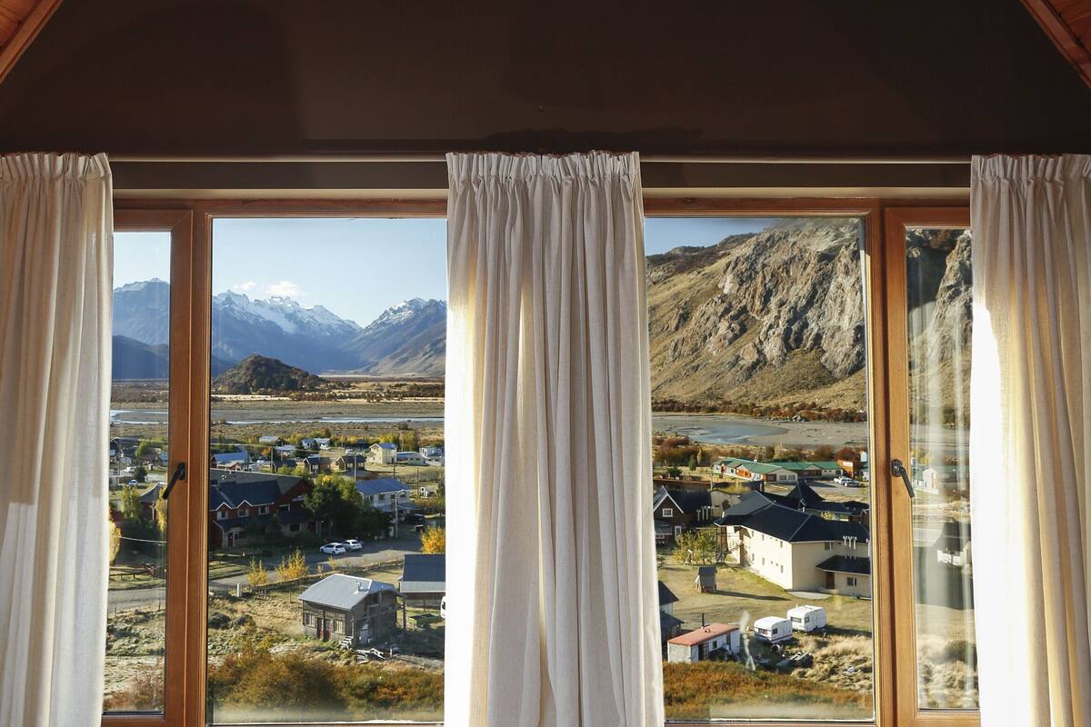 premium room valley view | 1 bedroom, in-room safe, desk, iron/ironing board