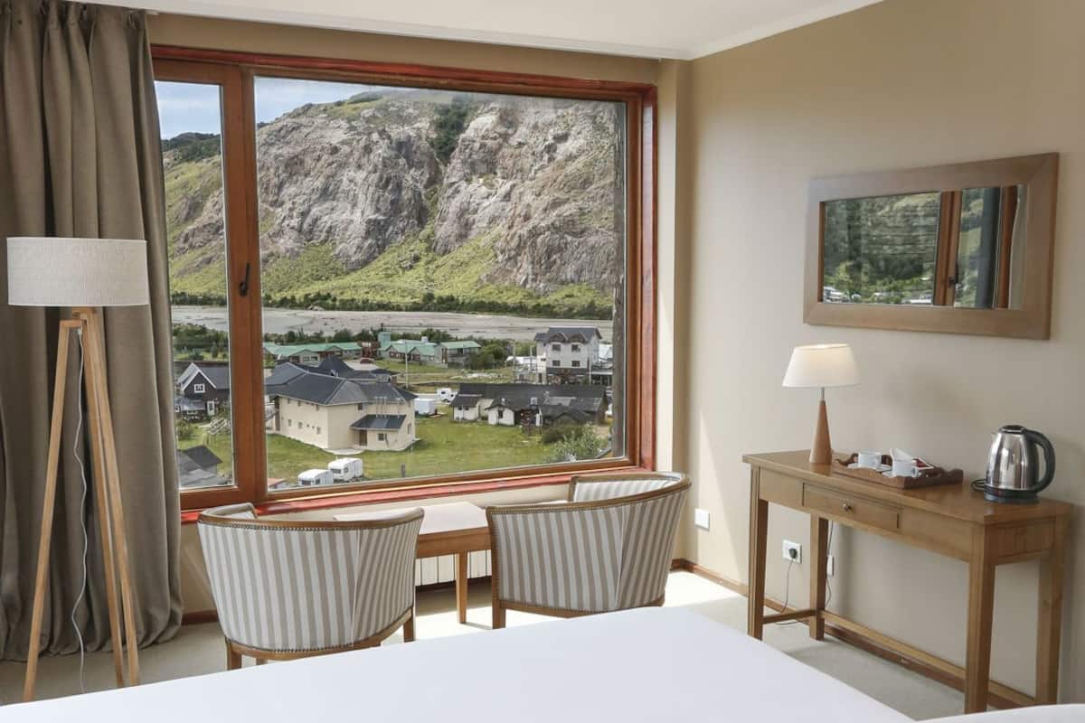 Tallelokero huoneessa, työpöytä, silitysrauta/-lauta, ilmainen Wi-Fi