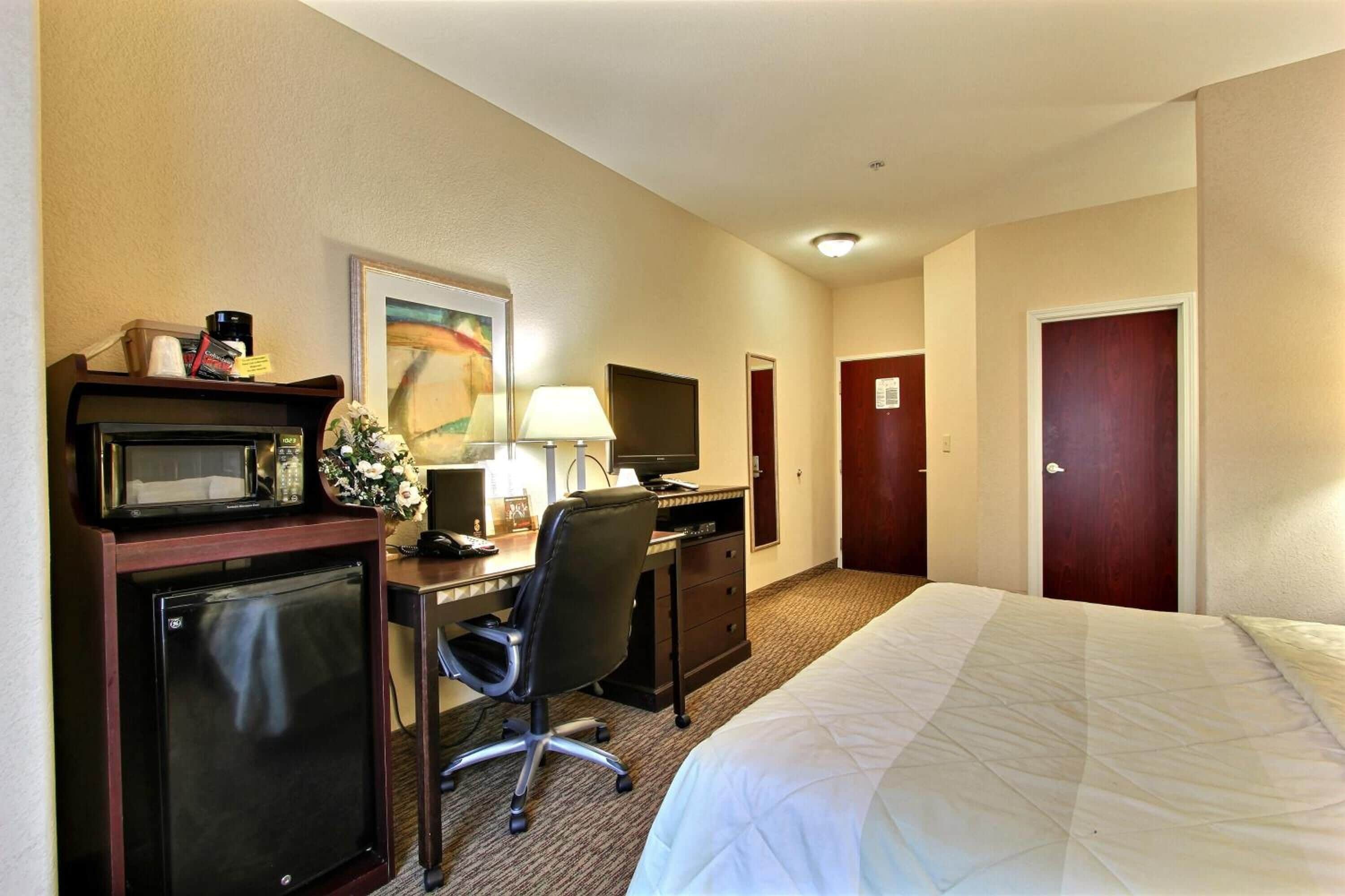 Photo - Magnolia Inn and Suites Pooler