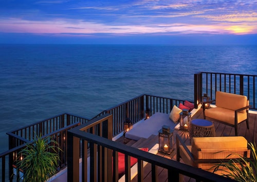 Golden Palm Tree Sepang