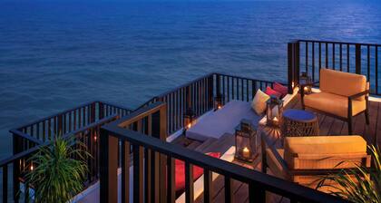 Golden Palm Tree Sepang