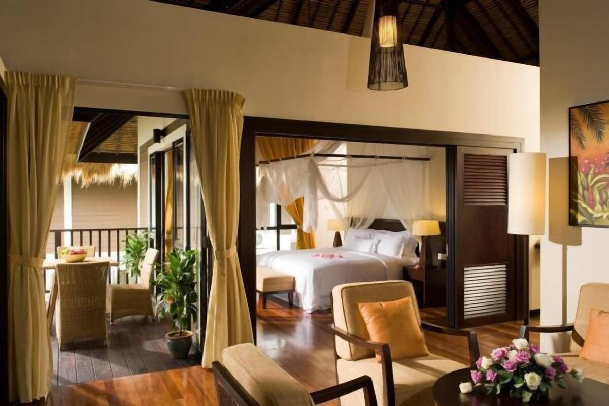 Premium bedding, down duvets, Select Comfort beds, in-room safe