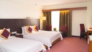 Premium Triple Room | Minibar, in-room safe, desk, free WiFi - Hotel Grand Continental Kuantan (Kuantan)