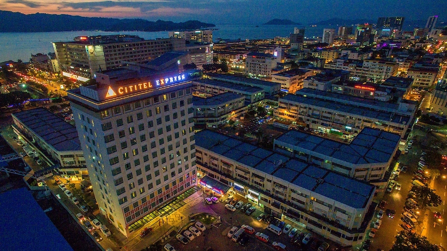 哥打京那巴鲁城市快捷酒店