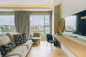 Family Suite | In-room safe, desk, blackout drapes, soundproofing - Cititel Express Kota Kinabalu (Kota Kinabalu)