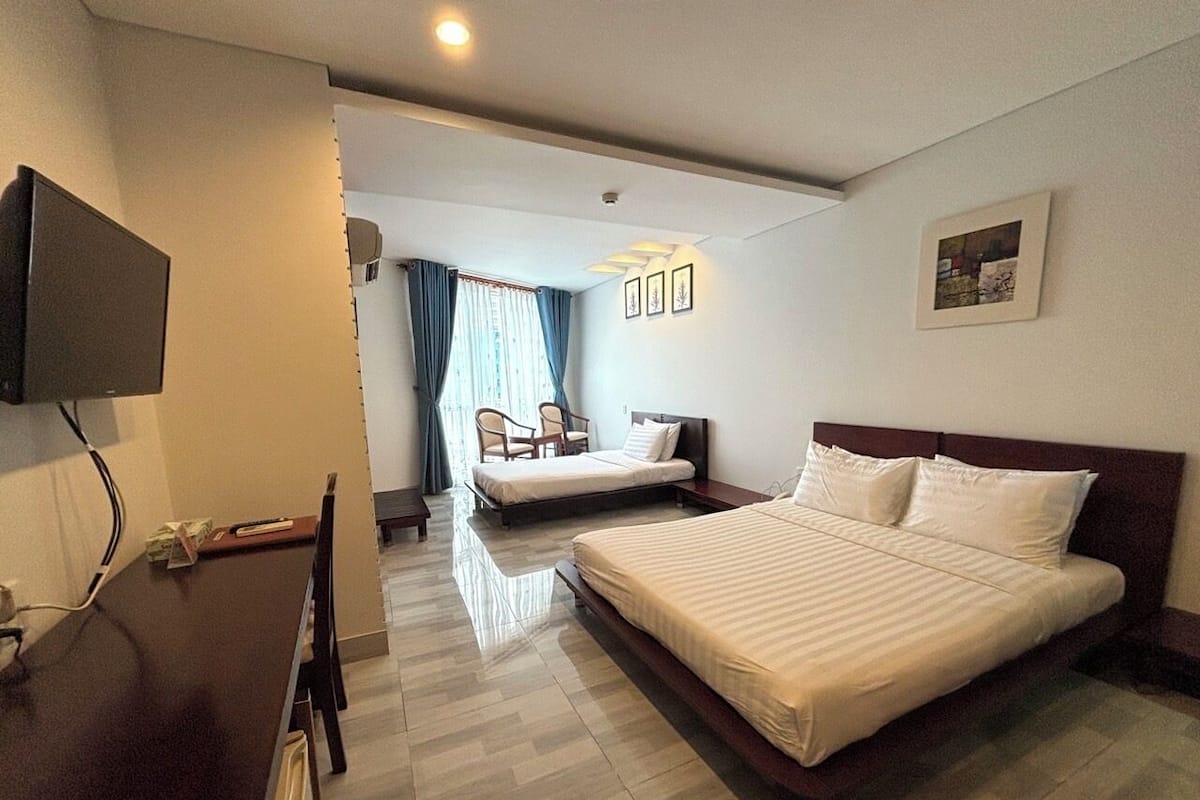 Deluxe-Dreibettzimmer, Stadtblick