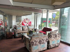 Library - Kim Tho Hotel (Can Tho)