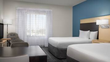 Ropa de cama de alta calidad y camas con pillow-top