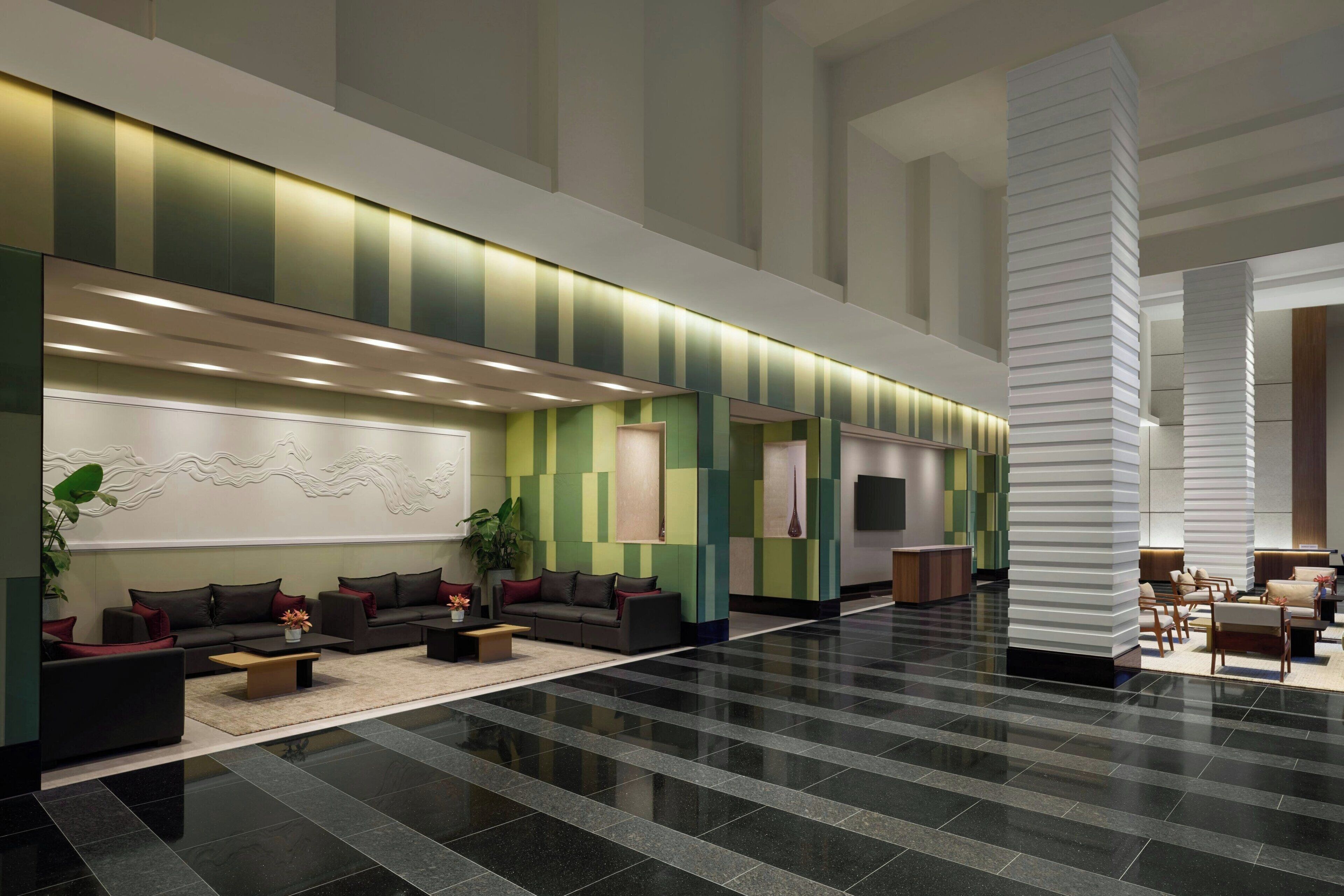 Lobby-lounge