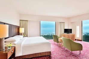 Premium bedding, minibar, in-room safe, desk