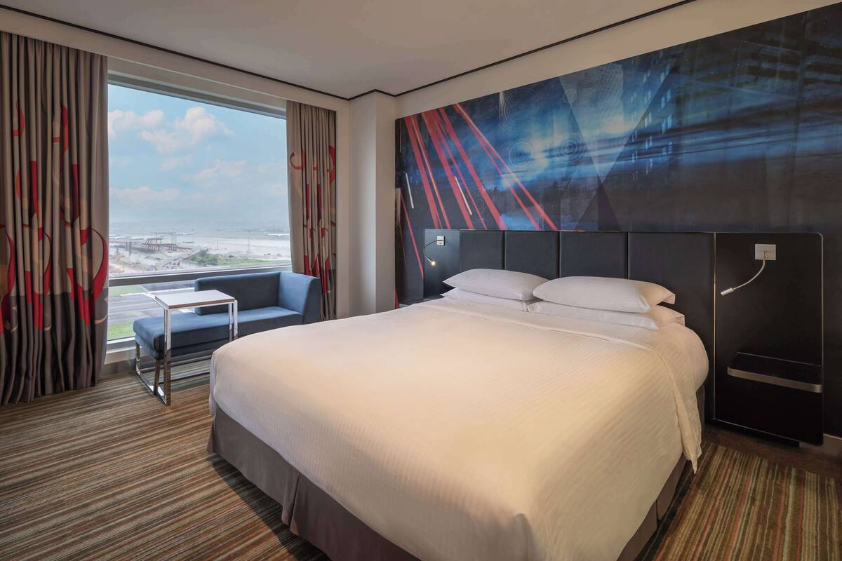 down duvets, in-room safe, desk, laptop workspace