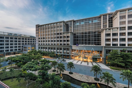 Exterior. Hyatt Regency Taoyuan International Airport