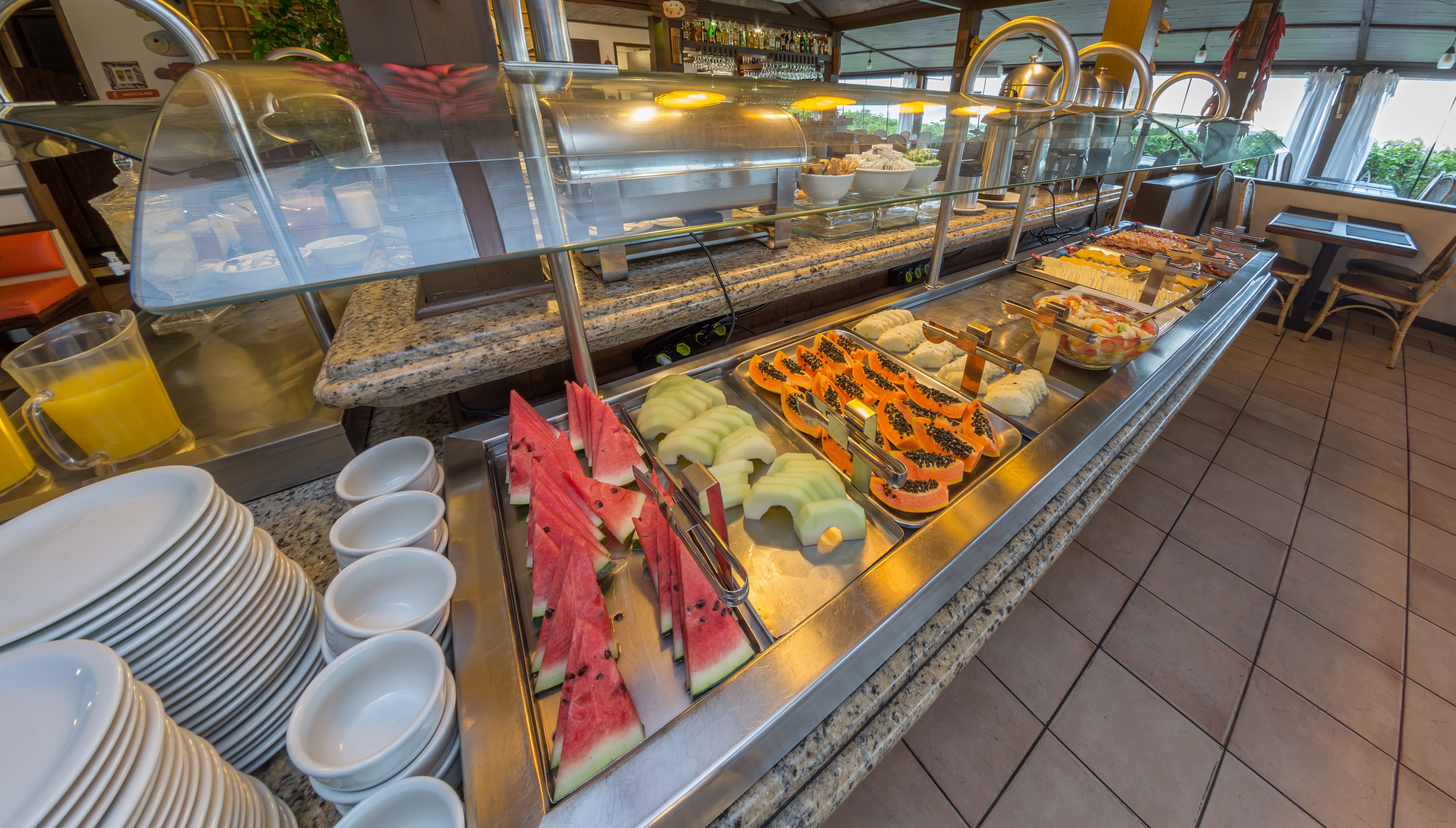 daily buffet breakfast for a fee