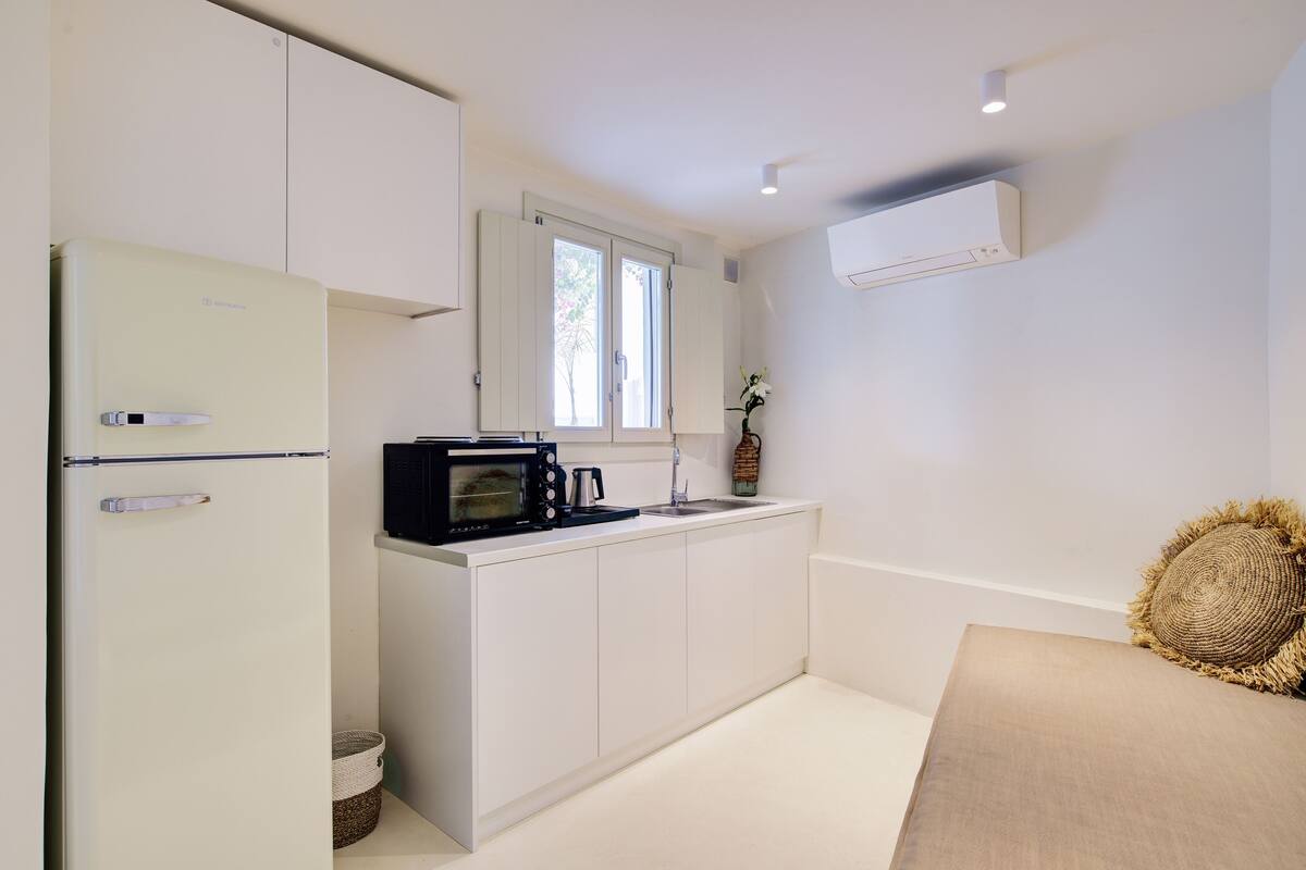 the studio | 1 bedroom, premium bedding, down duvets, memory-foam beds