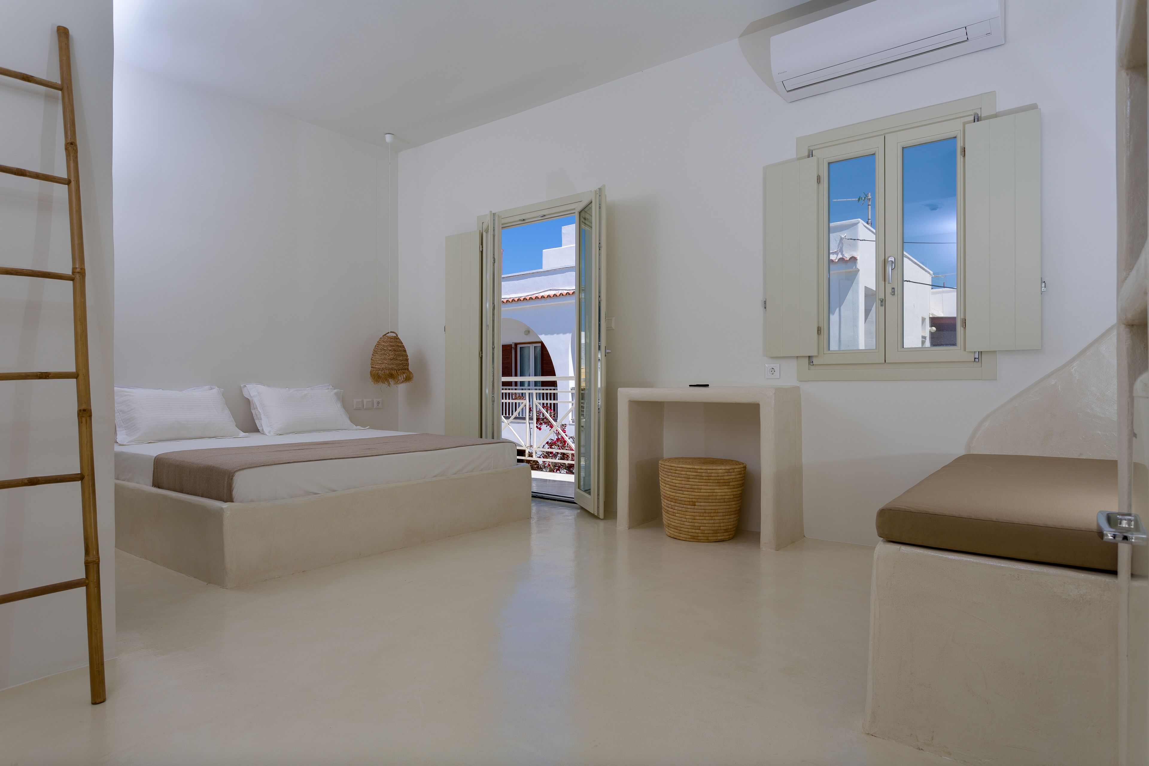 Triple Room, 1 King Bed with Sofa bed, City View | Premium bedding, down duvets, memory-foam beds, individually decorated