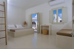 Triple Room, 1 King Bed with Sofa bed, City View | Premium bedding, down comforters, memory foam beds - Kokoon (Paros)