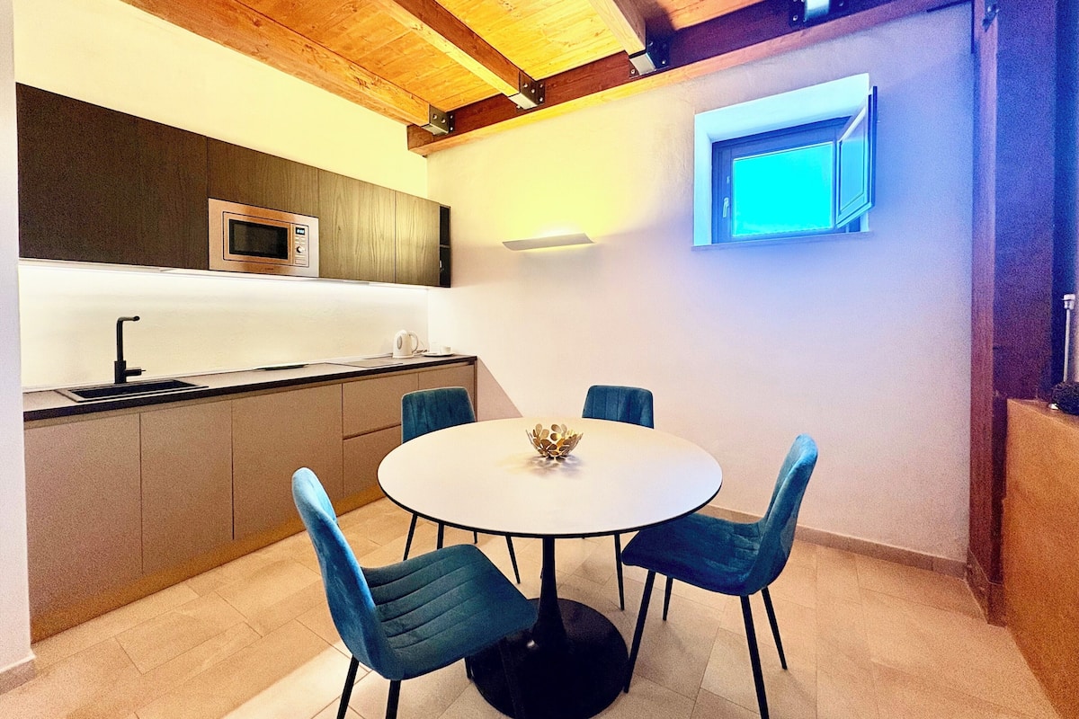 Family Studio Suite, Kitchen, Ground Floor | Private kitchen | Full-size fridge, microwave, stovetop, espresso maker