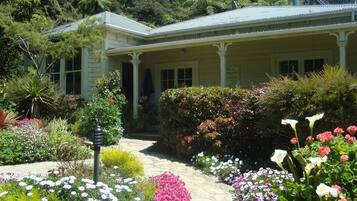 Overnatningsstedets indgangsparti