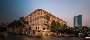 Point of interest - Happy Life Grand Hotel & Sky Bar (Ho Chi Minh City)