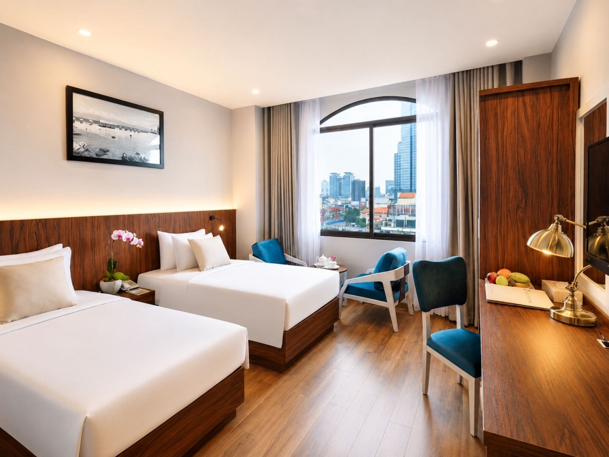 Premier Twin kamer (Lessini Free 1 Signature Cocktail) | Een minibar, een kluis op de kamer, een bureau, een laptopwerkplek
