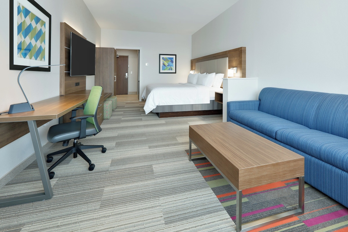Premium bedding, memory foam beds, in-room safe, desk