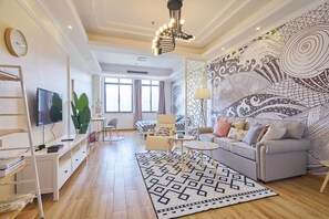 Comfort Double Room | Desk, blackout drapes, rollaway beds, free WiFi - Hangzhou Stone Boutique Guesthouse (Hangzhou)