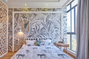 Comfort Double Room | Desk, blackout drapes, rollaway beds, free WiFi