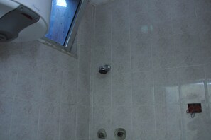 Douche de la salle de bain