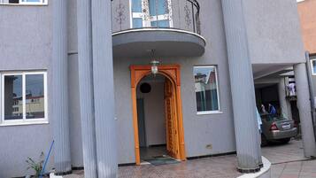 Lối vào nơi lưu trú