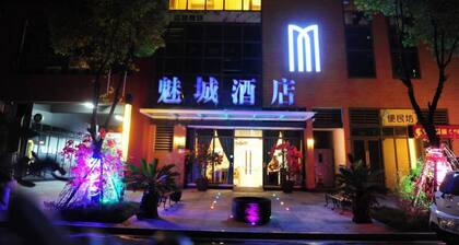 Chengdu Charm City Hotel