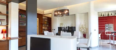 Apartment, 3 Bedrooms | Room amenity