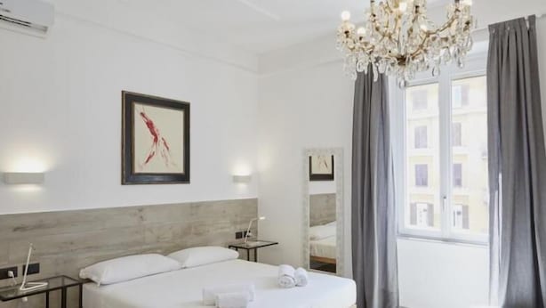 Deluxe Double Room - Raffaela's Suite & Rooms (Rome)