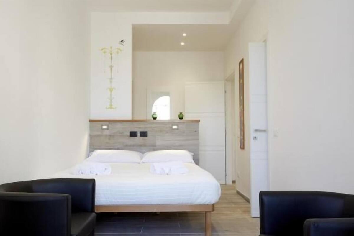 Habitación doble superior | Minibar, wifi gratis y ropa de cama 