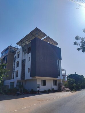 Front of property - Nangi's Pride (Jaipur)