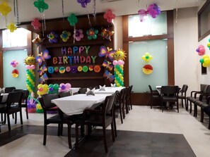 Restaurant - Nangi's Pride (Jaipur)