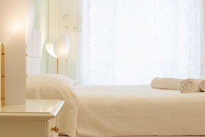 Apartamento, 2 quartos | 2 quartos, Wi-Fi de cortesia, roupa de cama