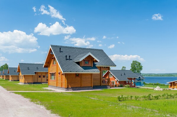 Cottage Standar | Setrika/meja setrika, tempat tidur lipat/tambahan, dan Wi-Fi gratis