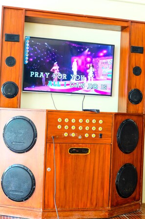 Karaoke room - Summer Palace Hotspring Resort (Calamba)