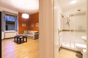 Appartement, 2 chambres | Salle de bain