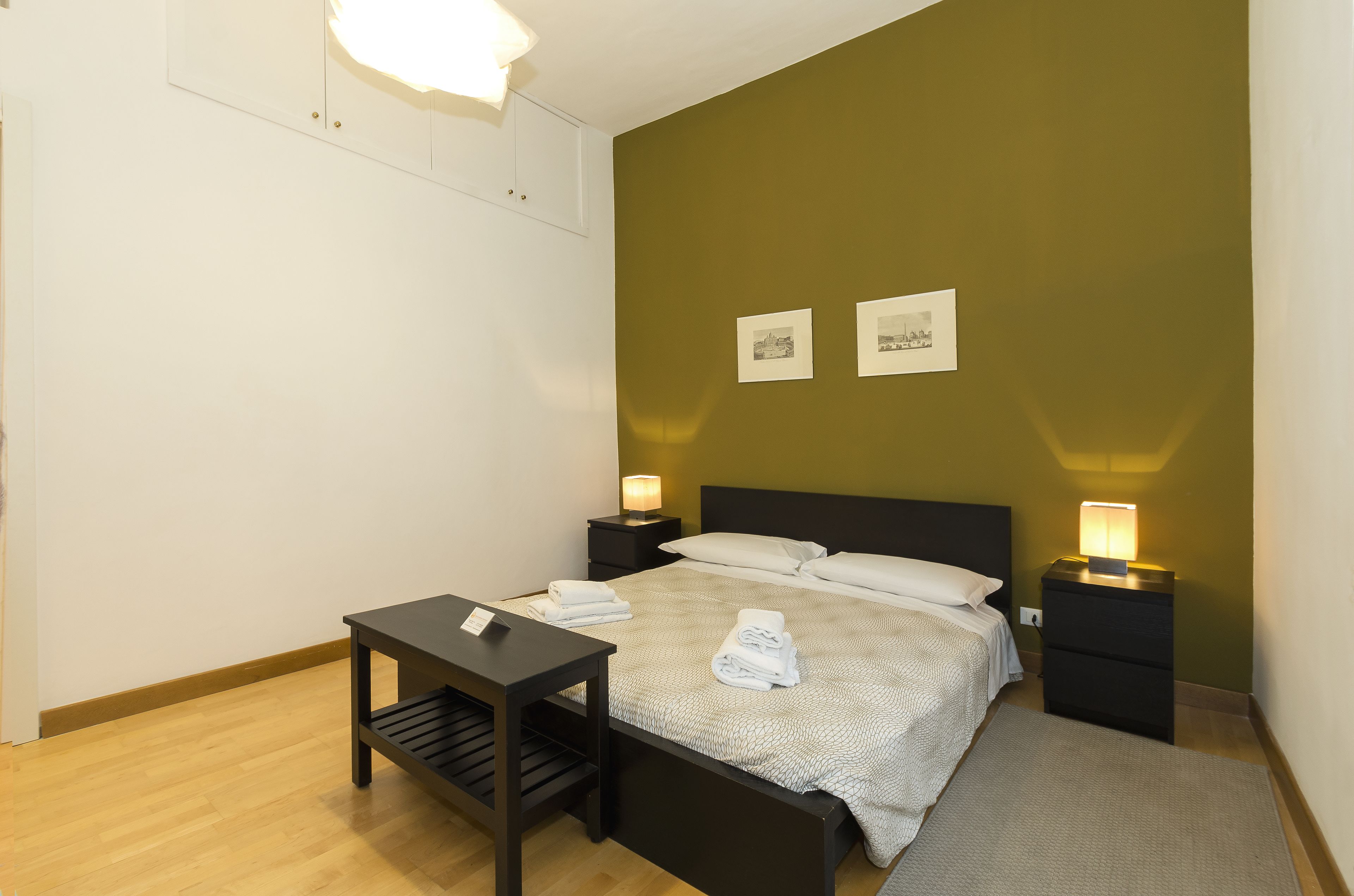 Apartment, 2 Bedrooms | 2 bedrooms, desk, free WiFi, bed sheets