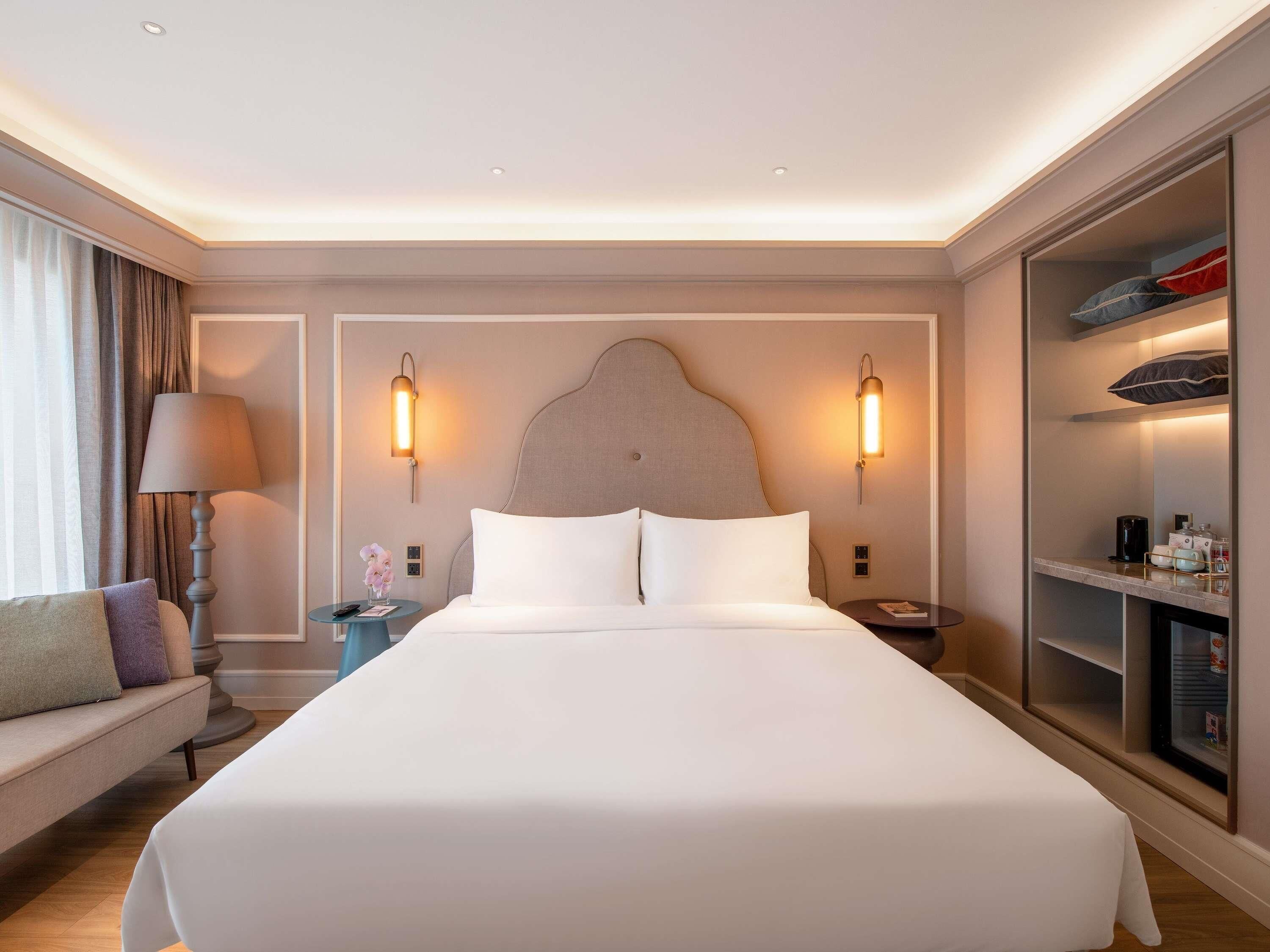 Down duvets, minibar, in-room safe, desk