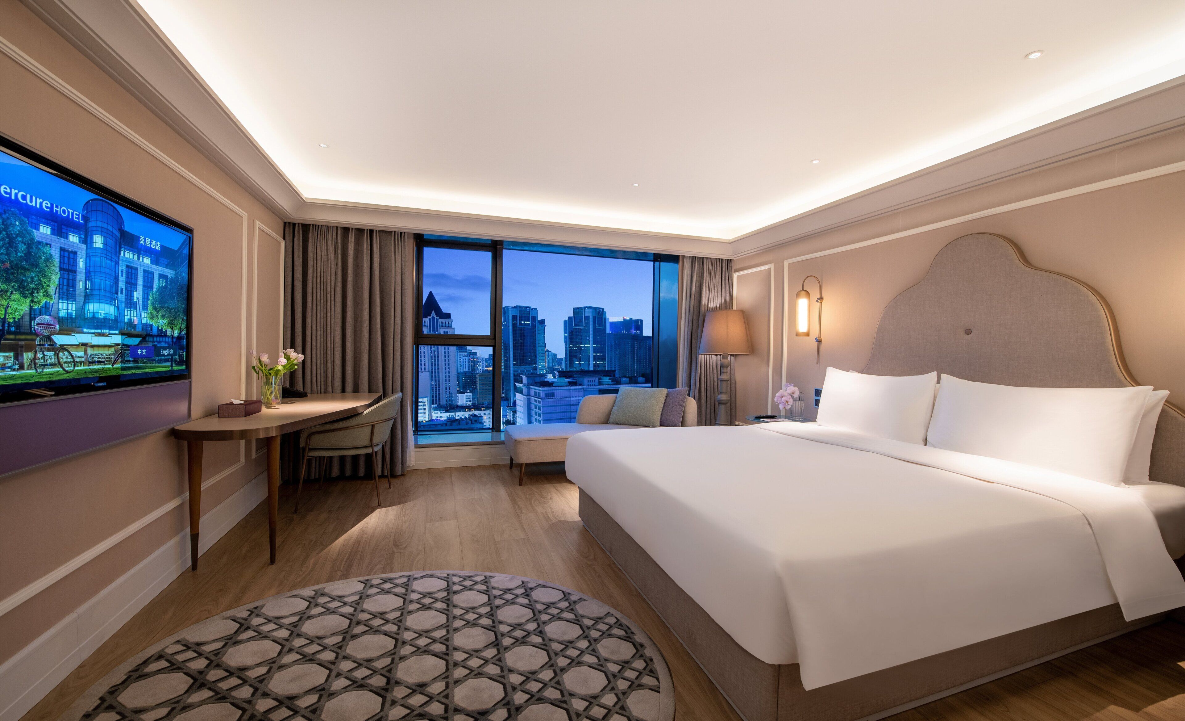 Privilege, Kamar, 1 Tempat Tidur King | Selimut bulu angsa, minibar, brankas, dan meja kerja