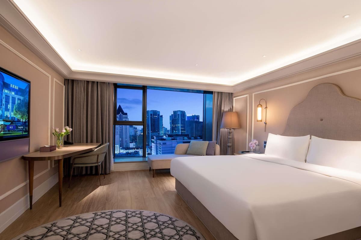 Privilege, Chambre, 1 trĂšs grand lit | Couette en duvet, minibar, coffre-fort, bureau