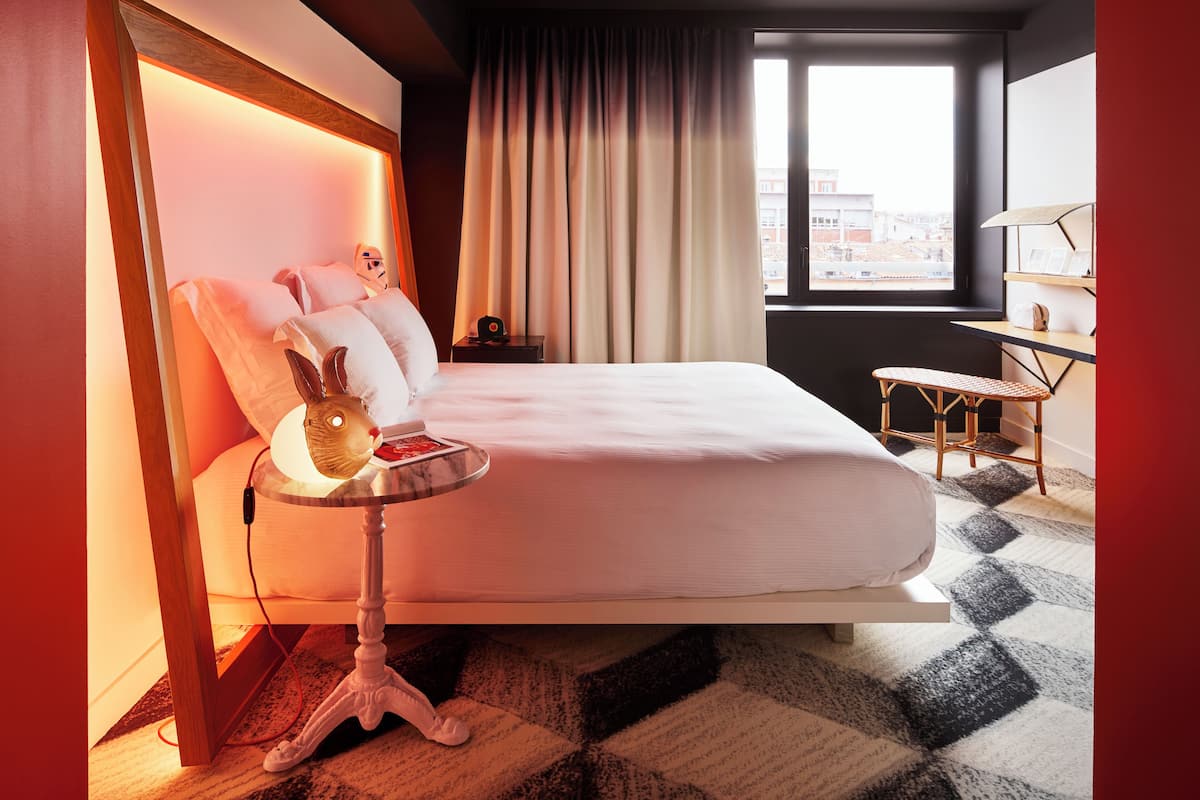 Chambre Double, accessible aux personnes à mobilité réduite (Large Mama)