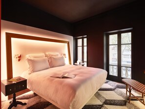 Coffres-forts dans les chambres, bureau, chambres insonorisées