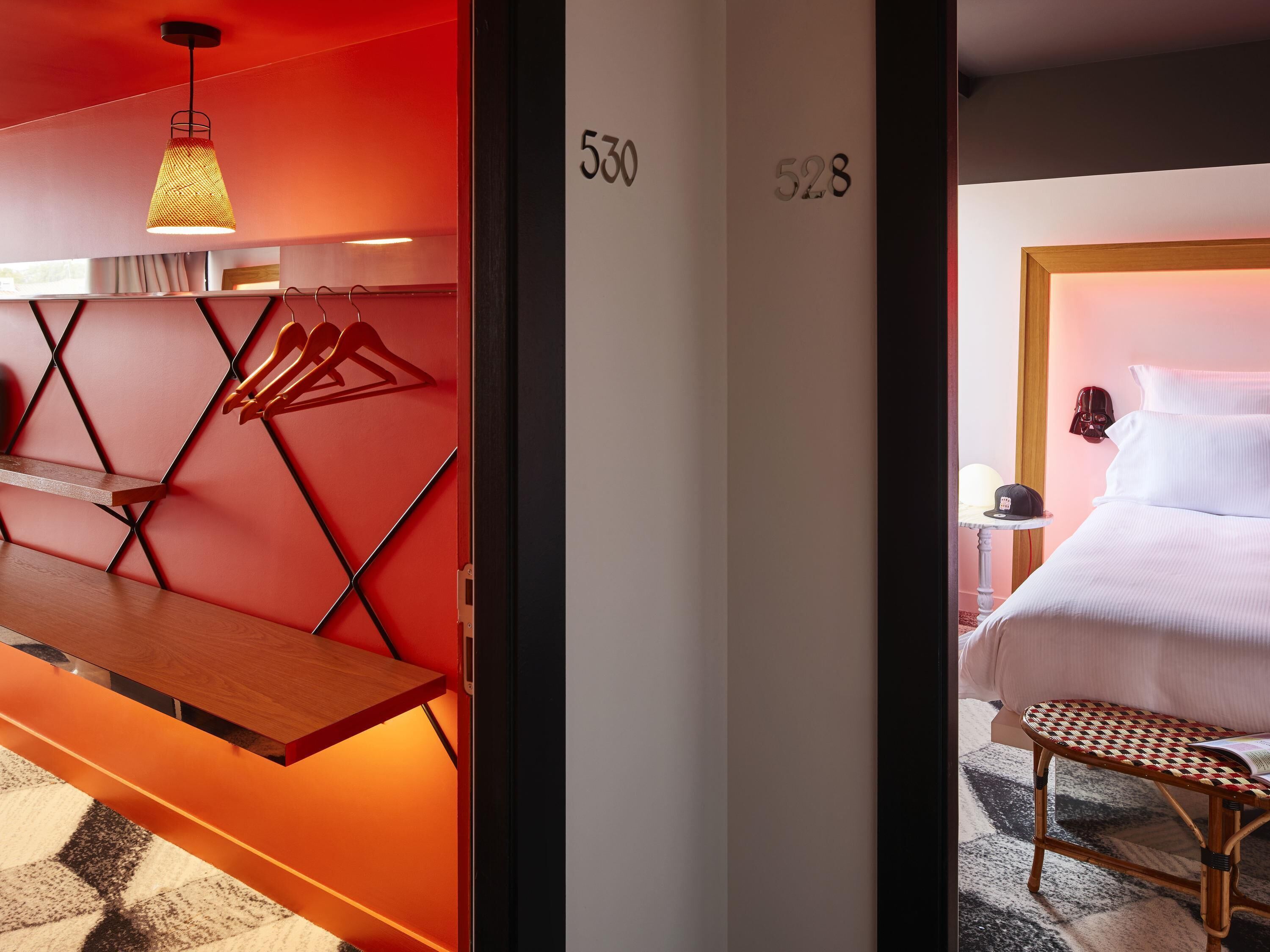 XXL MAMA FAMILY | In-room safe, desk, soundproofing, iron/ironing board