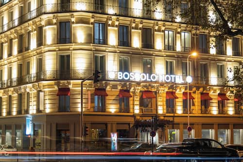 Front of property – evening/night