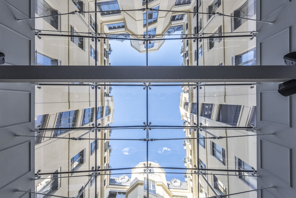 Boscolo Lyon Hotel & Spa by null