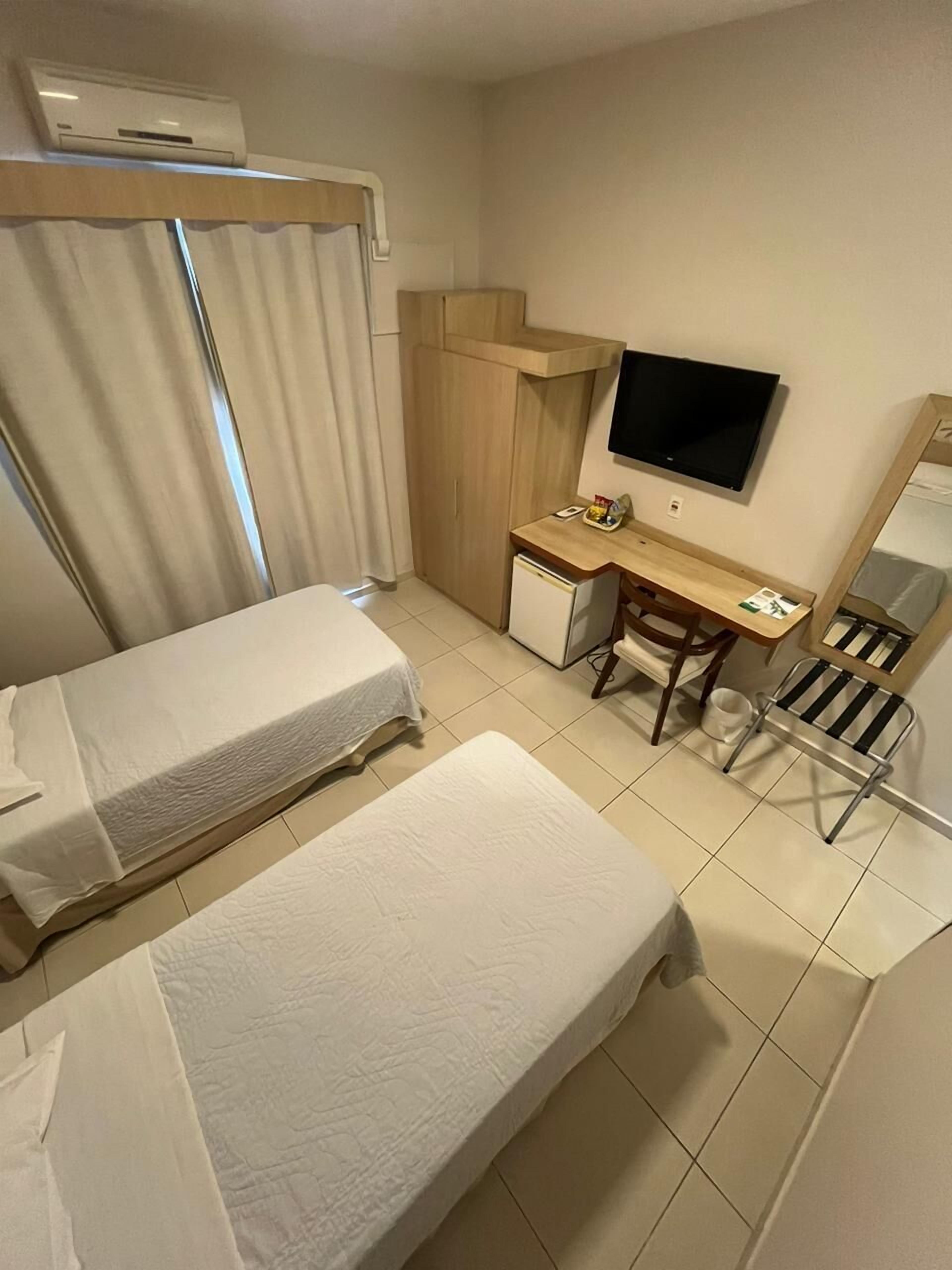 superior single room | 1 bedroom, minibar, in-room safe, desk