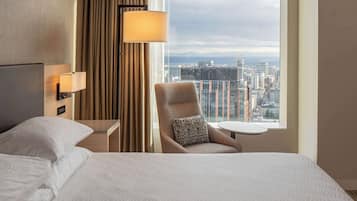 Sengetøy av topp kvalitet, safe på rommet og skrivebord